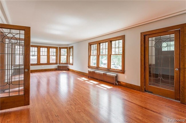 Building Photo - 994 Penniman Ave
