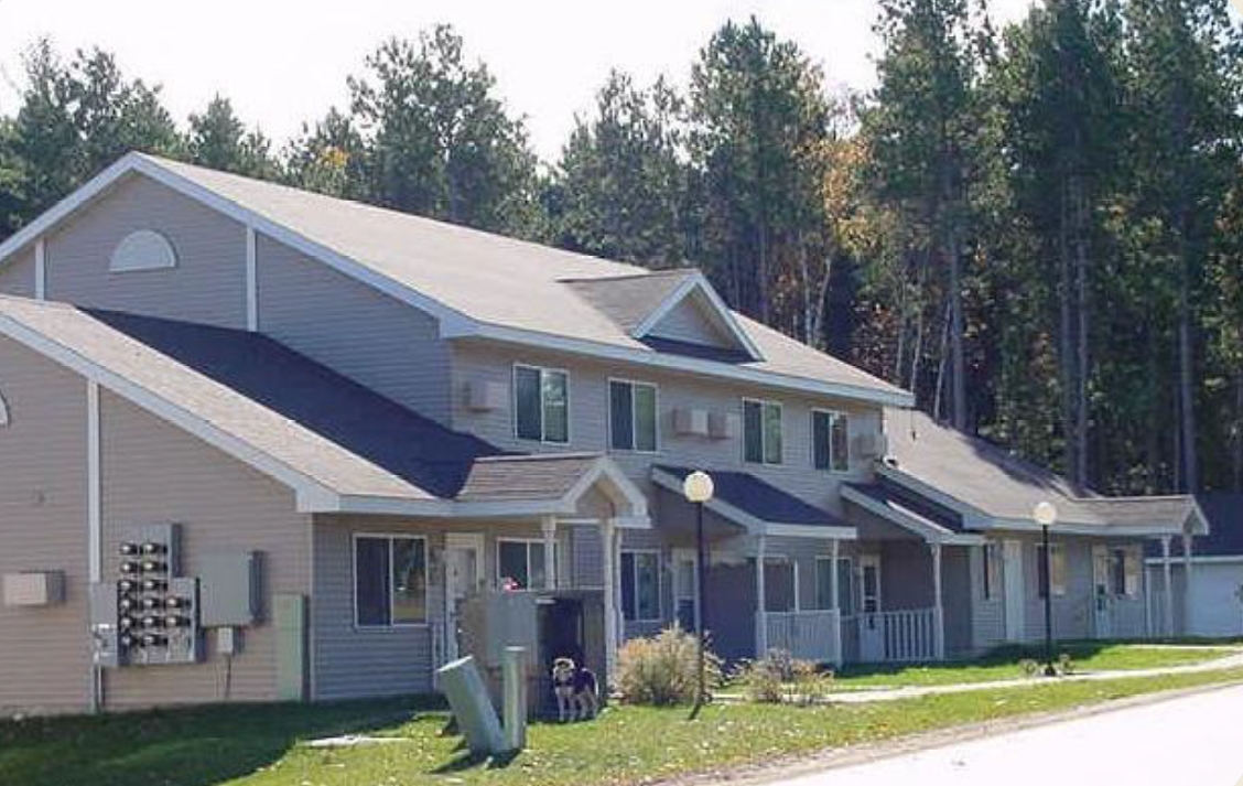 Primary Photo - Cass Lake Square Townhouses