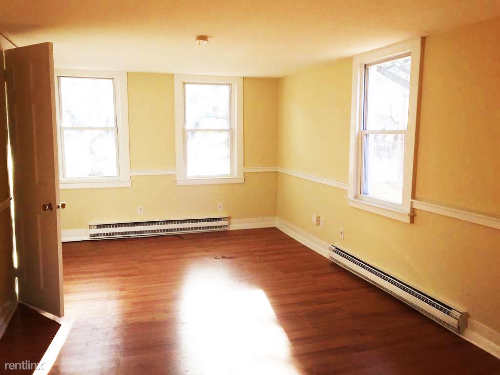 Building Photo - 129 Blake St