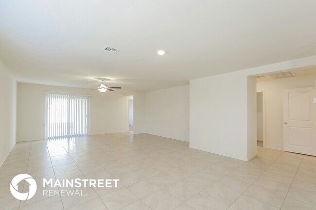 Building Photo - 25444 W Mahoney Ave