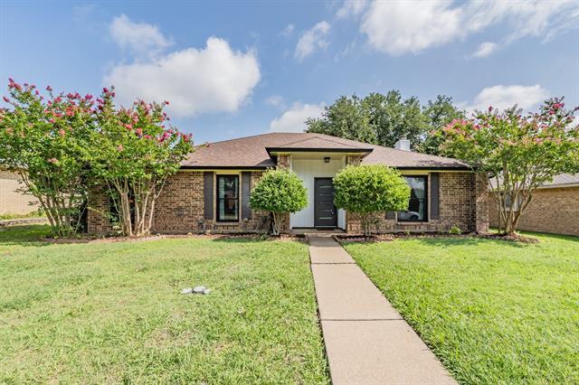 Building Photo - 1309 Chicota Dr