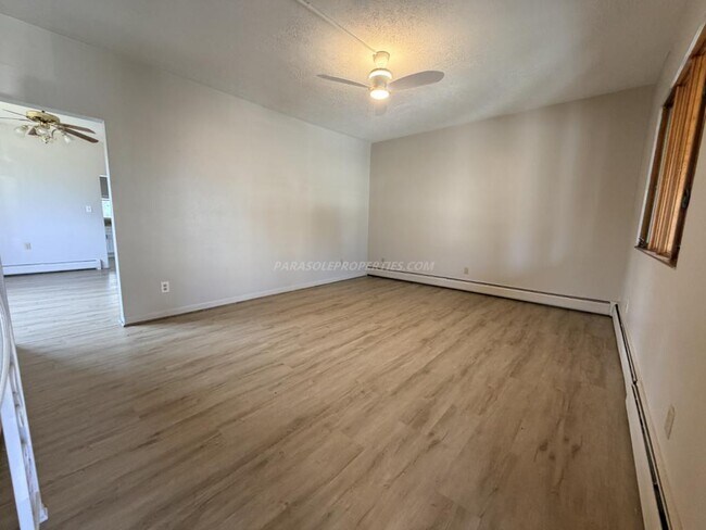 Building Photo - 1007 Stafford Ave