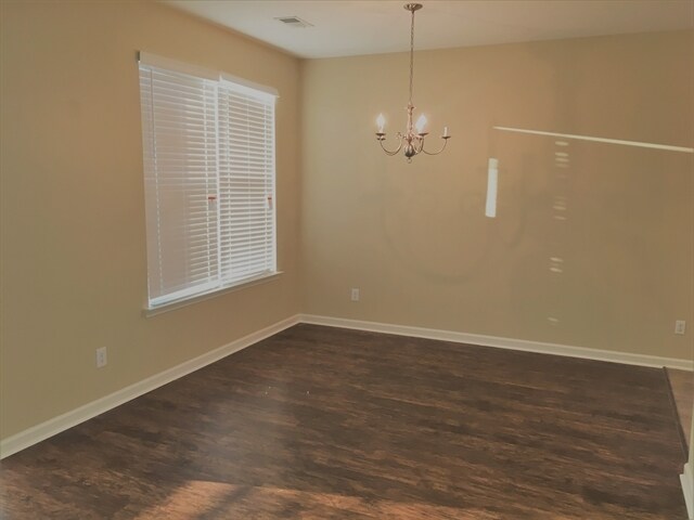 Foto del edificio - 715 Canyon Dr