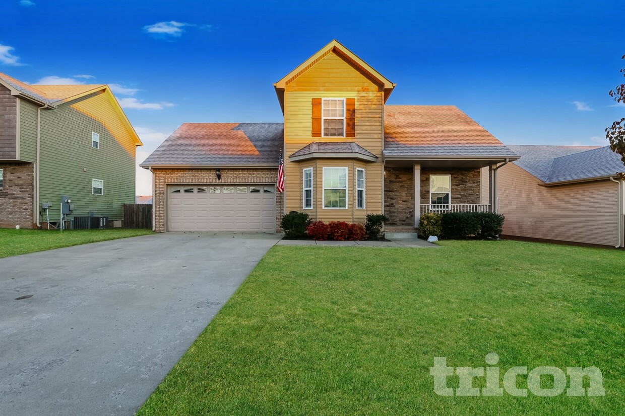 Foto principal - 1033 Dwight Eisenhower Way