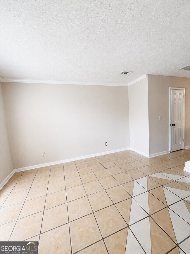 Foto del edificio - 6714 Colchester Pl NW