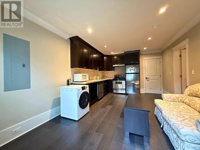 Photo du bâtiment - 3558 W 11th Ave
