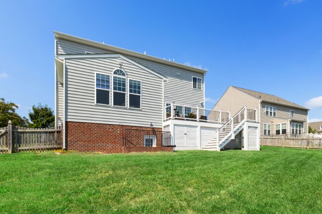Building Photo - 12008 Stable Ridge Terrace