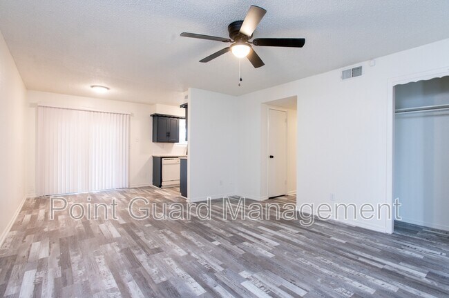 Foto del edificio - 140 E 31st St S