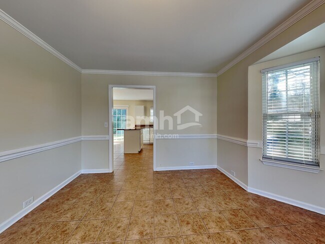 Building Photo - 325 Windsong Dr