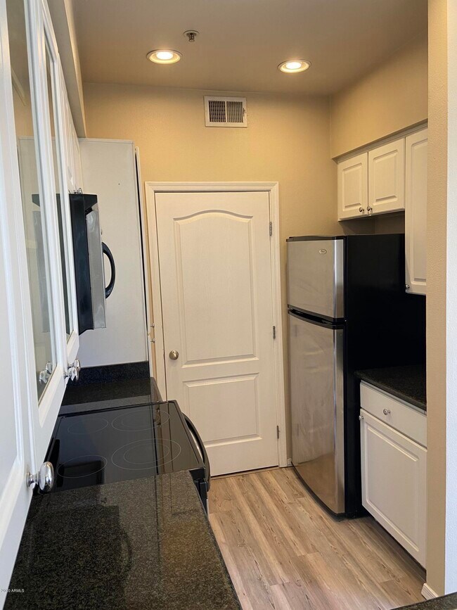 Foto del edificio - 4343 N 21st St