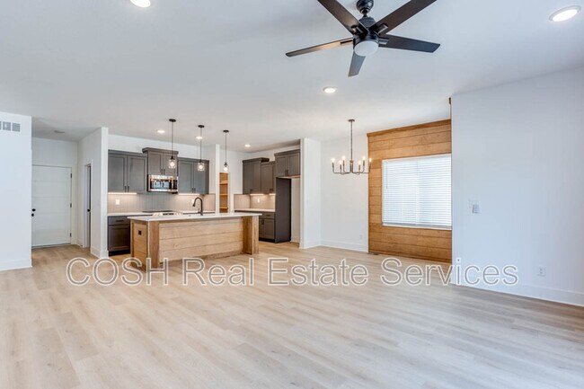 Foto del edificio - 8449 W 37th Ct N
