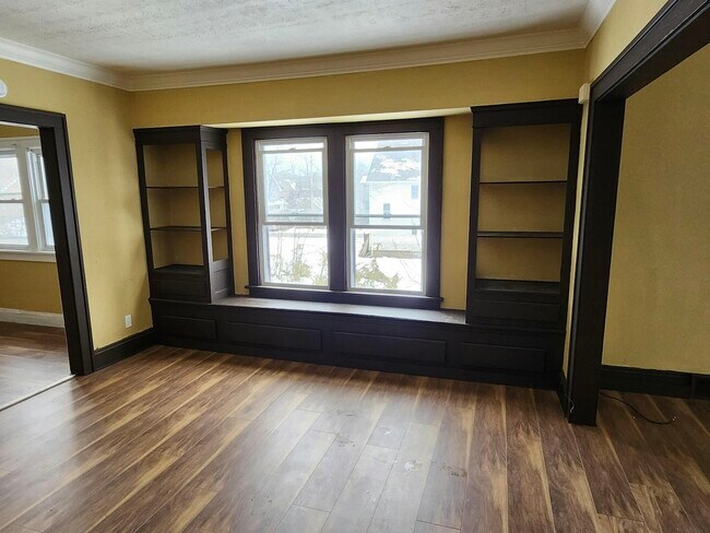 Foto del edificio - 2990 E 111th St