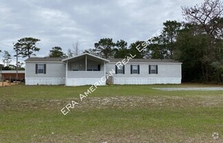 Building Photo - 8204 Verano St