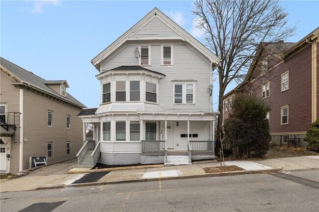 Building Photo - 30 Cypress St