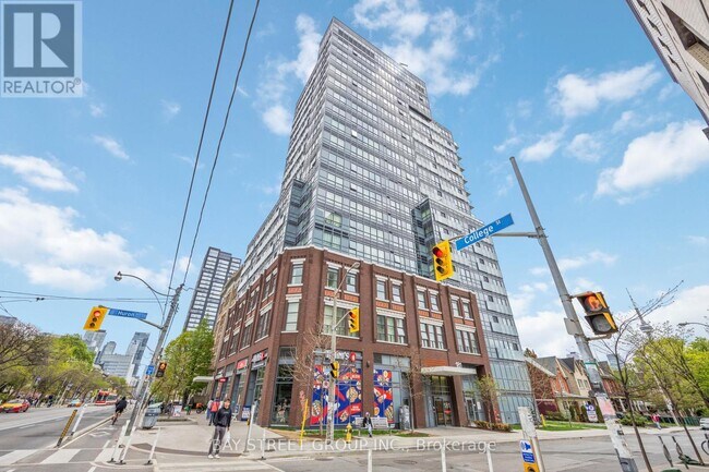 Building Photo - 181-1181 Huron St