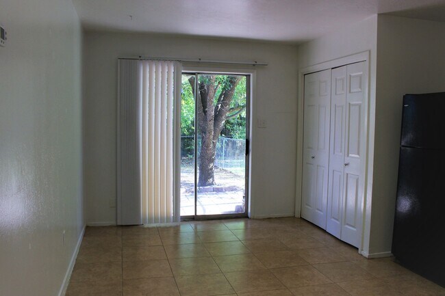 Building Photo - 3602EL