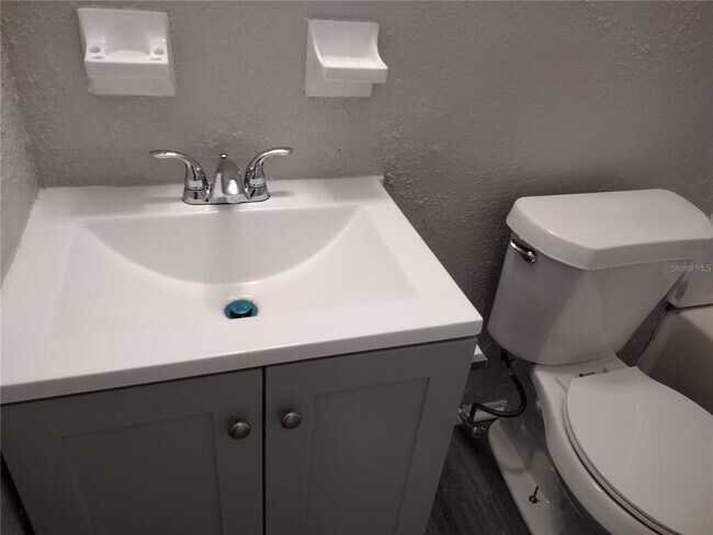 Foto del edificio - 4218 Booker St