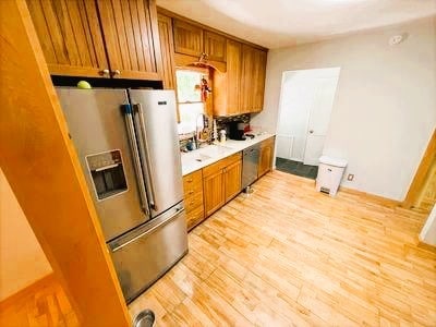 Kitchen - 1590 Long Lake Blvd