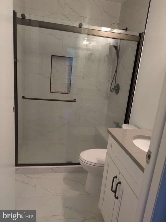 Foto del edificio - 5281 Daffodil Dr