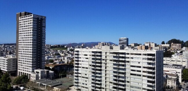 Foto del edificio - 1200 Gough St