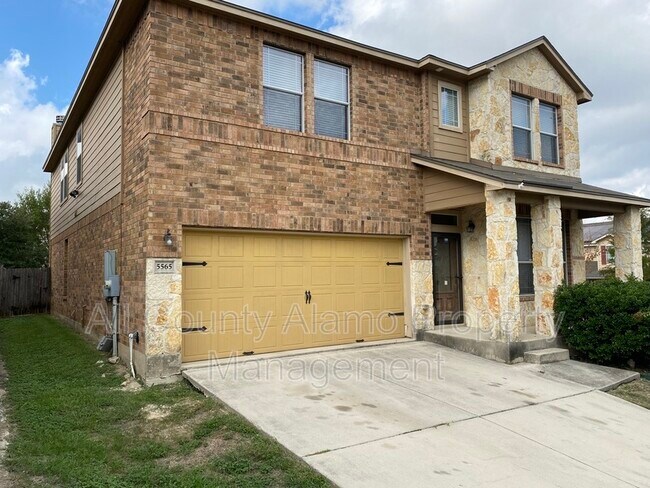 Building Photo - 5565 Saffron Way