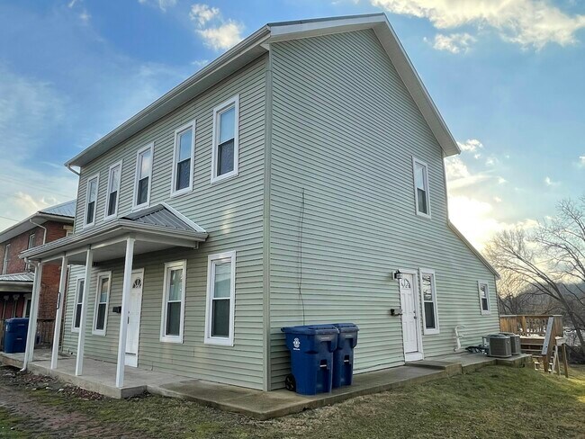 Foto del edificio - 225 N 6th St