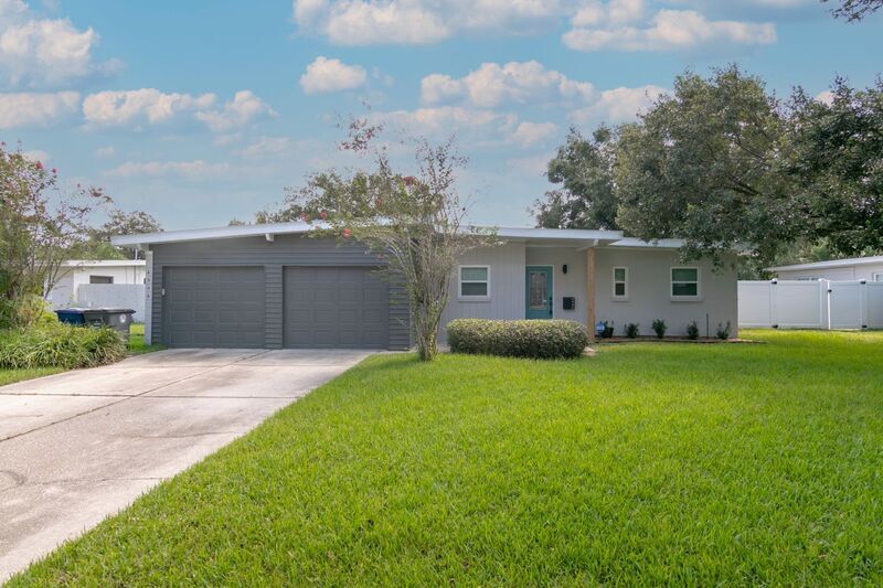 Foto principal - 2332 Smiley Ave