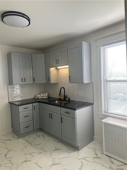 Foto del edificio - 532 Post Rd