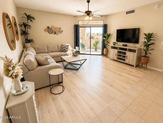 Foto del edificio - 9151 W Greenway Rd