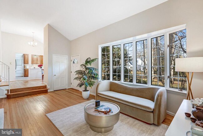 Foto del edificio - 9232 Forest Haven Dr