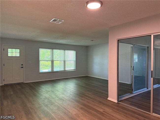 Foto del edificio - 3510 SE 2nd Ave