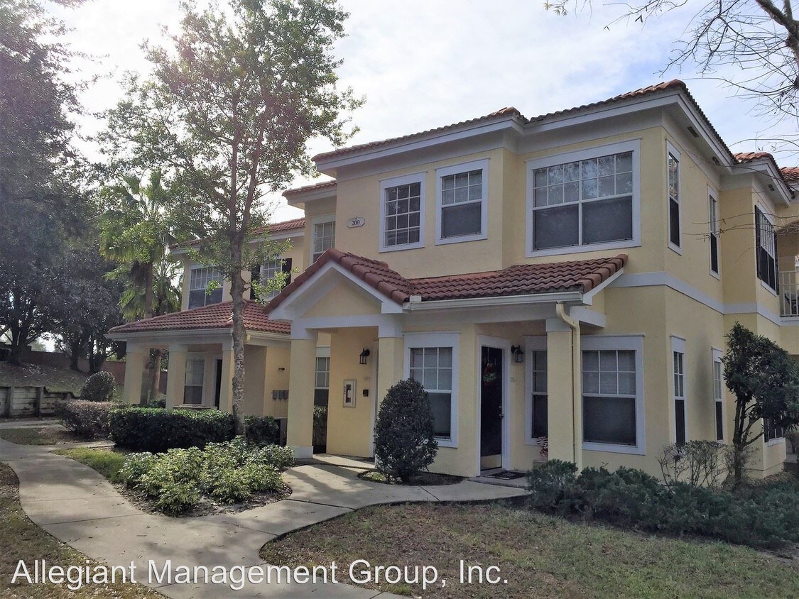 Primary Photo - 215 Arbor Lakes Cir