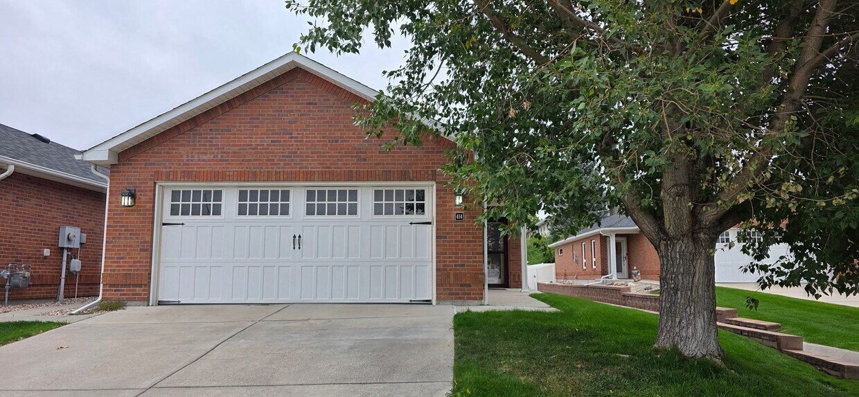 Foto principal - 414 Appletree Ct