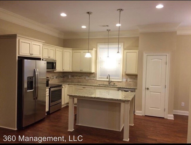 Building Photo - 4 br, 4 bath House - 446 Breckenridge Court