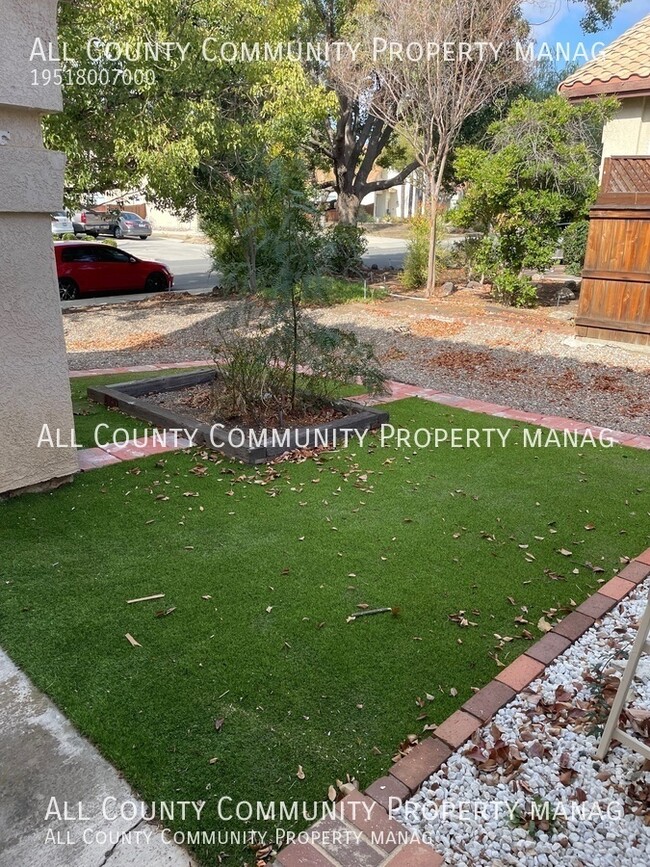 Foto del edificio - 2 Story Single Family Home in Murrieta