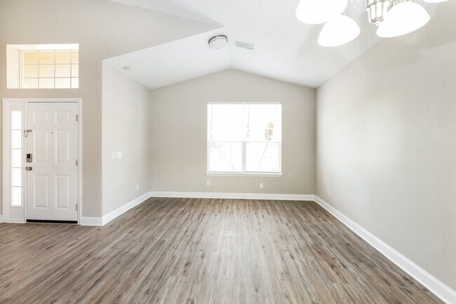 Building Photo - 4360 Spring Blossom Dr