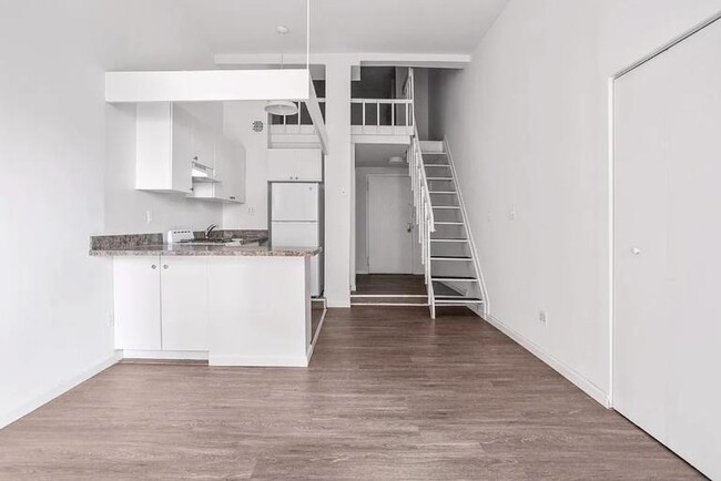 Building Photo - 2 bedroom in New York NY 10038