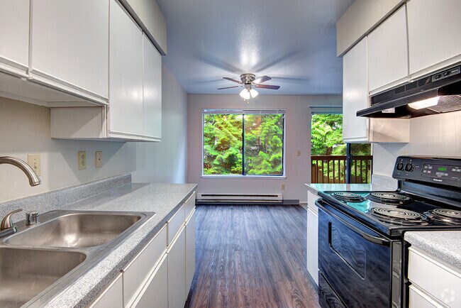 Hampton Court Apartments for Rent with a Dog Park Everett WA 15 Hampton Court Apartments for Rent with a Dog Park Everett WA 15