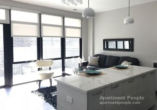Foto del edificio - 227 W North Ave