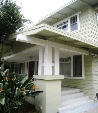 Foto del edificio - 1800-1802 1/2 N Kenmore Ave