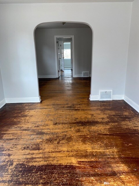 Foto del edificio - 6815 Roberts Ave