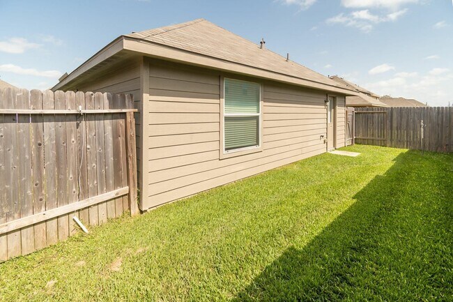 Foto del edificio - 5714 Kyle Cove Dr