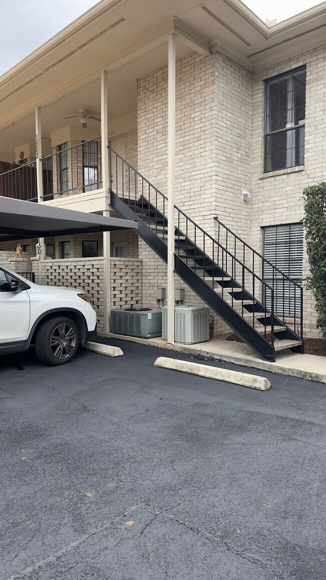 Foto del edificio - 2611 Eisenhauer Rd