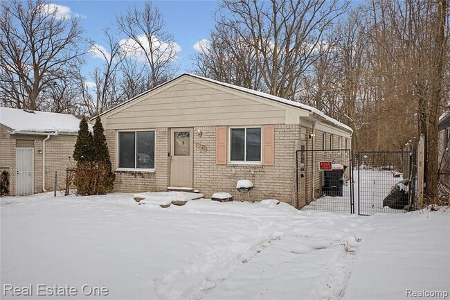 Foto del edificio - 21046 Wakedon St