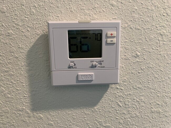 Foto del edificio - 1359 Beech St