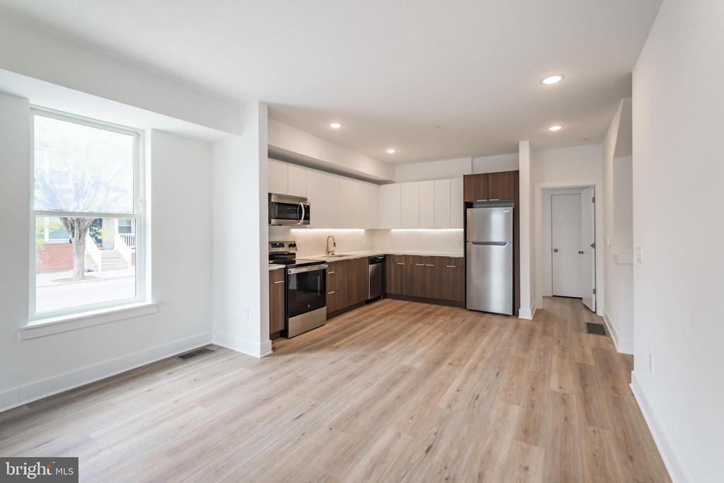 Foto principal - 4324 Lancaster Ave