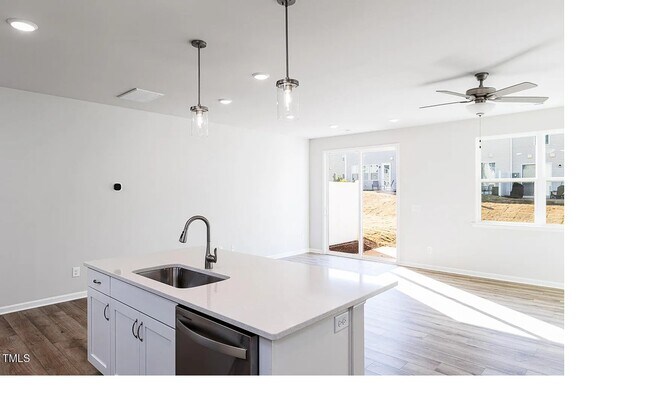 Building Photo - 187 Pinkie Ln