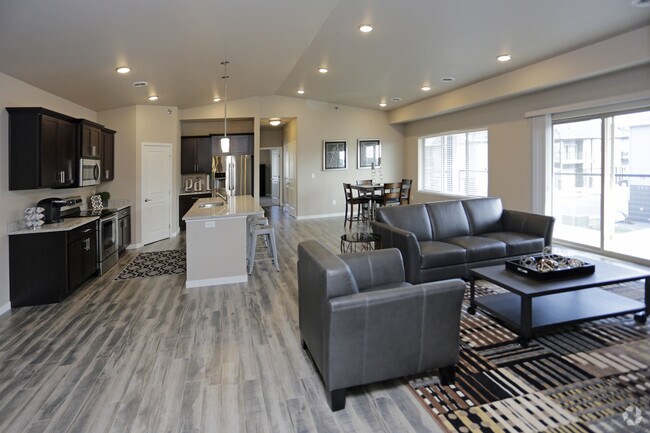 Interior P O Shadow Crest Townhomes Interior P O Shadow Crest Townhomes