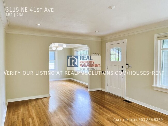 Building Photo - 3115 NE 41st Ave