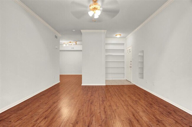 Foto del edificio - 2255 Braeswood Park Dr